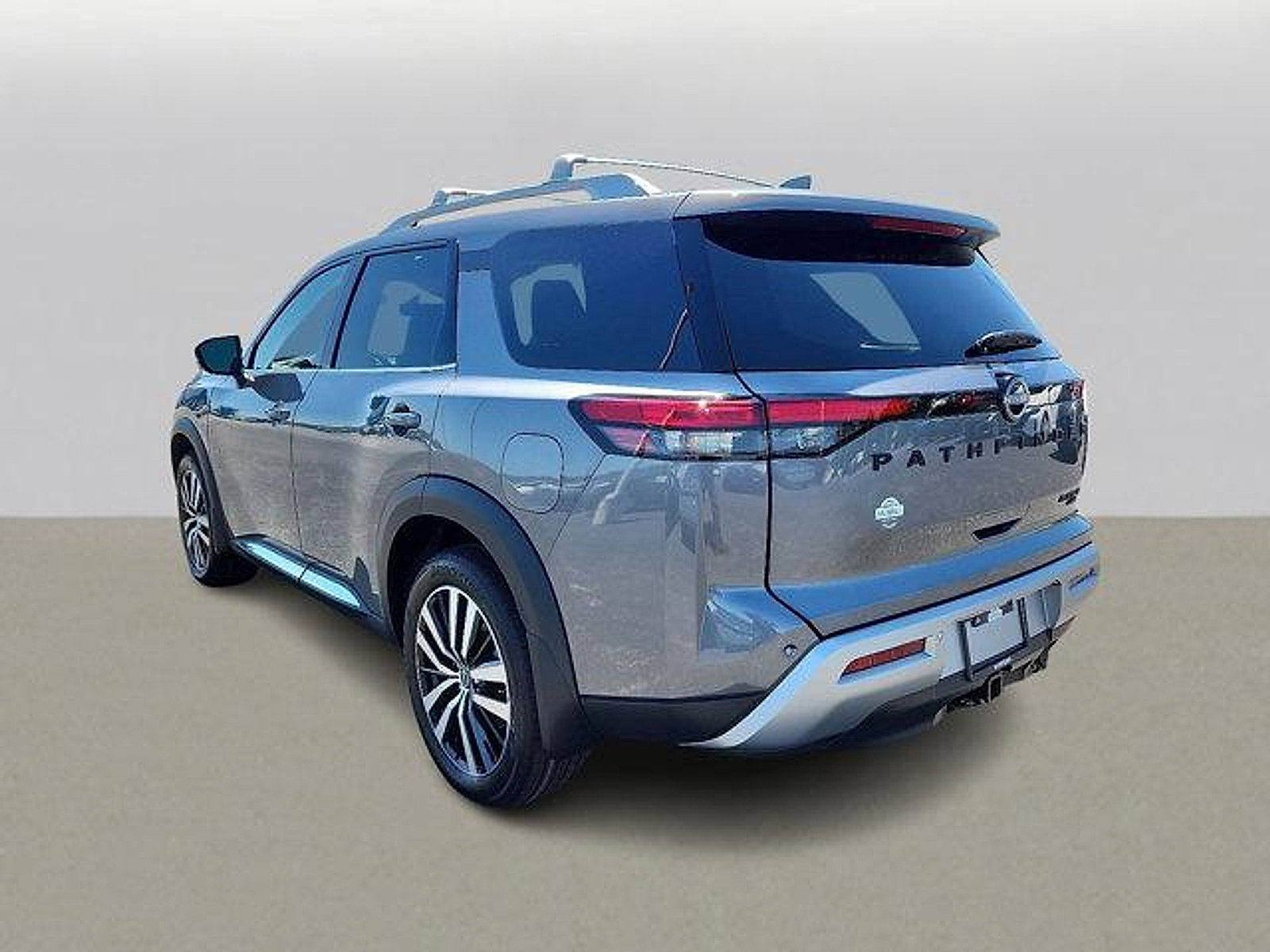 New 2025 Nissan Pathfinder Platinum w/ Black Appearance Package image 3