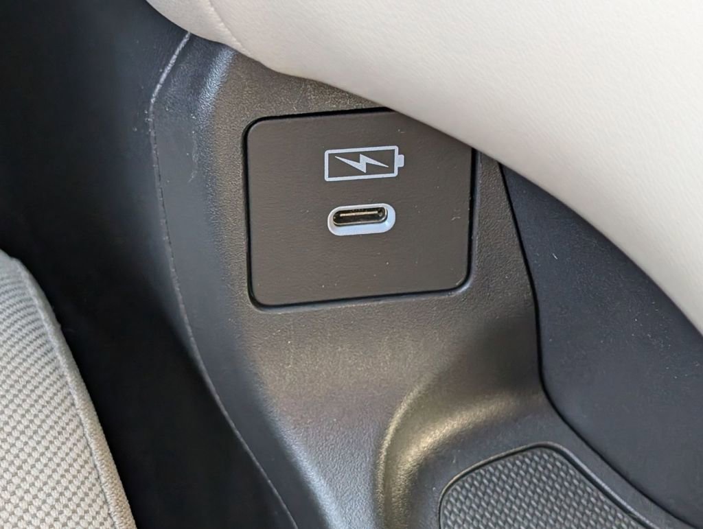 Used 2025 Honda HR-V LX image 35