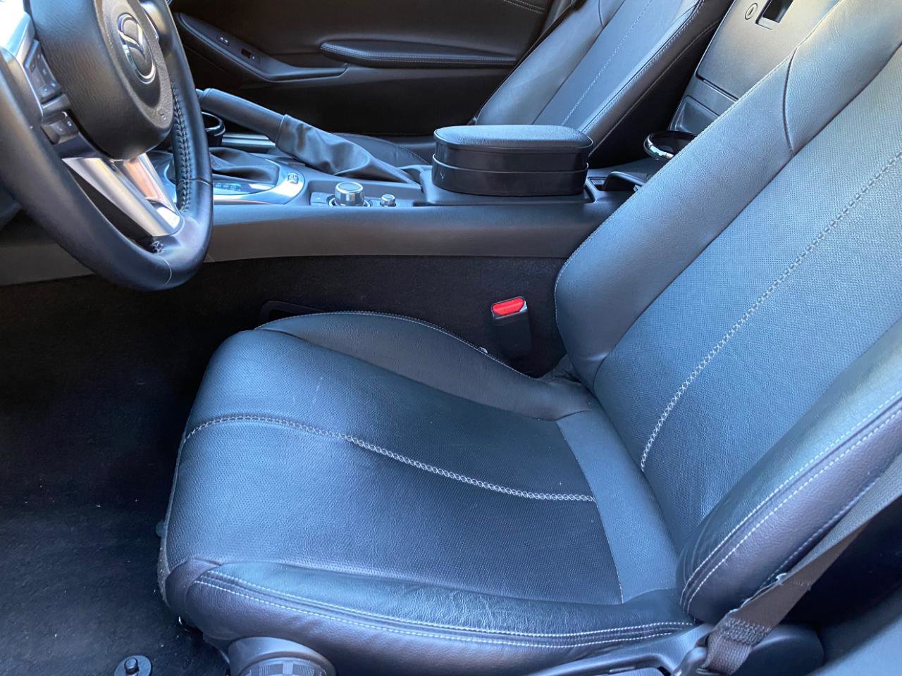 Used 2021 MAZDA MX-5 Miata RF Grand Touring RWD image 22