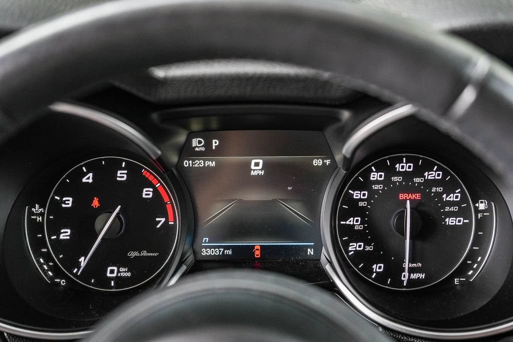Used 2022 Alfa Romeo Stelvio Ti AWD/4WD image 21