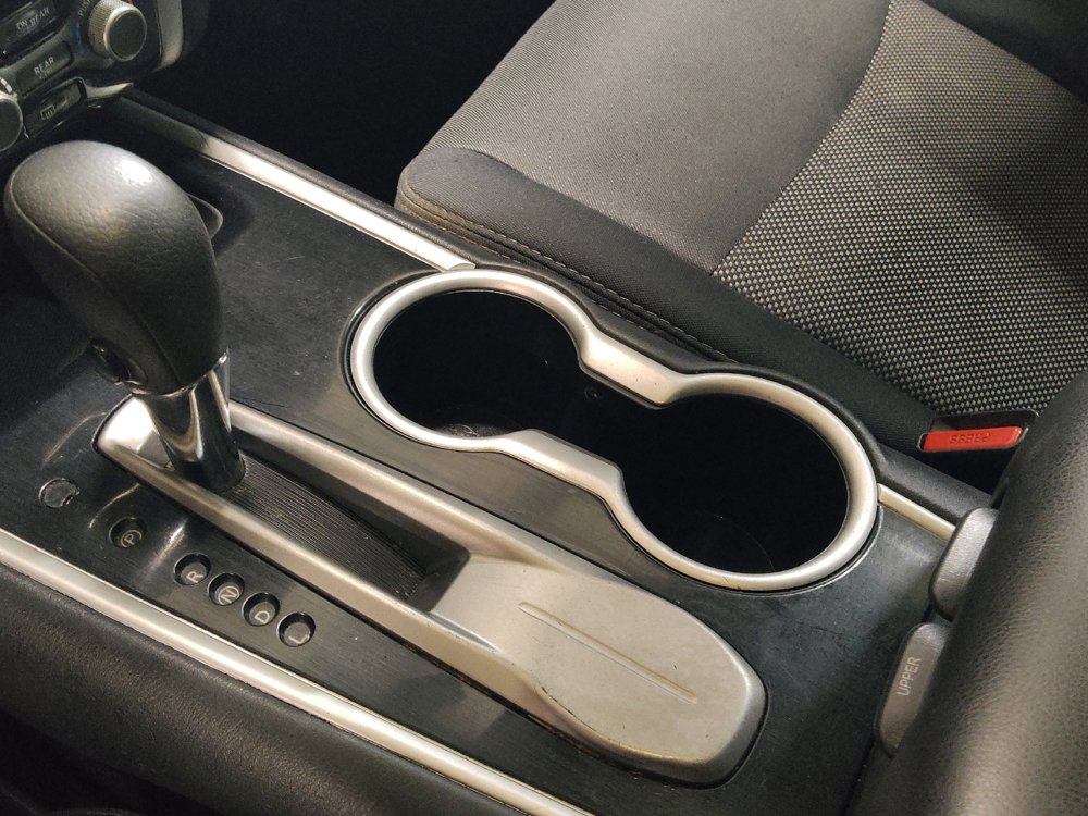 Used 2019 Nissan Pathfinder S image 26