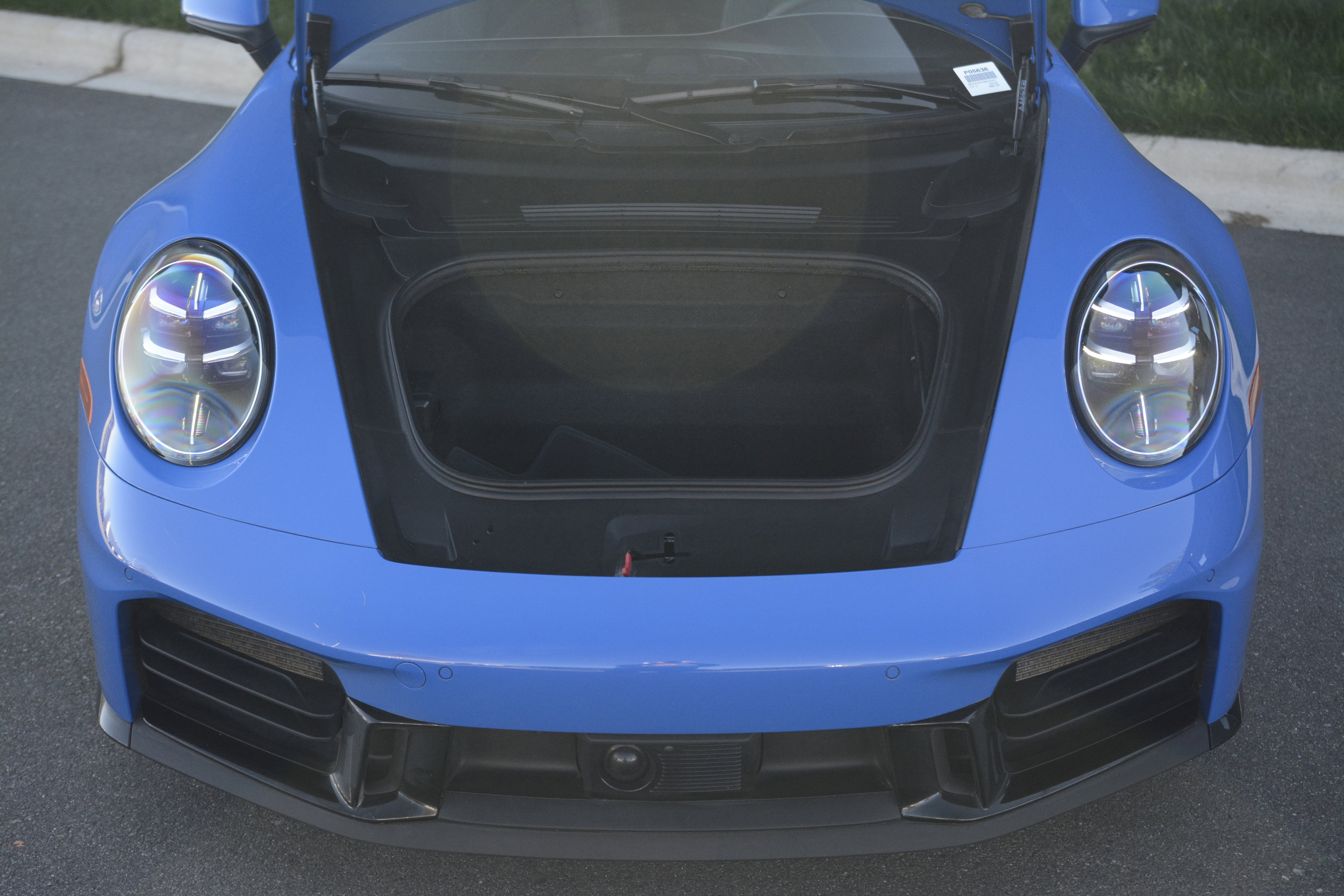 Certified 2025 Porsche 911 Carrera RWD image 29