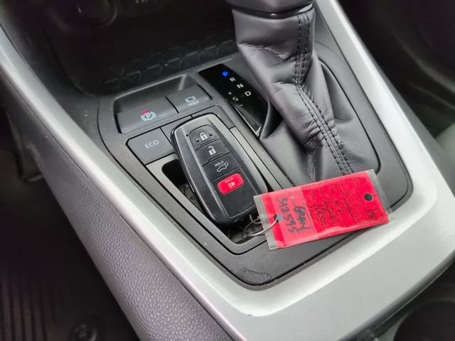 Used 2024 Toyota RAV4 XLE image 24