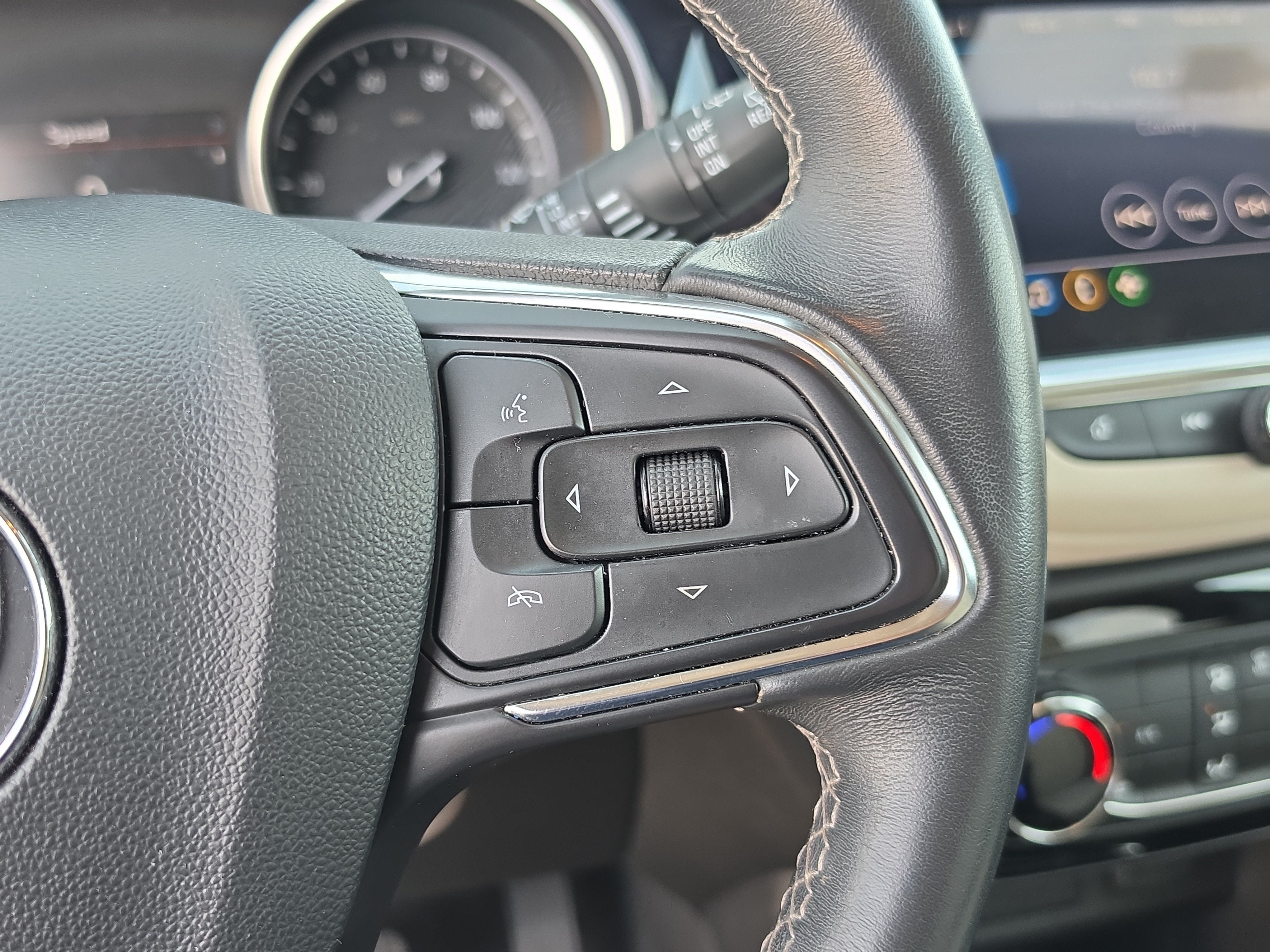 Certified 2023 Buick Encore GX Preferred w/ Cold Weather Comfort Package FWD image 22