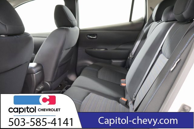 Used 2025 Nissan Leaf S FWD image 30