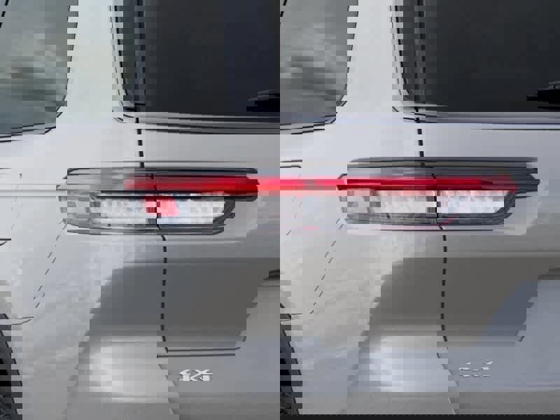 New 2026 Jeep Grand Cherokee L Limited image 9