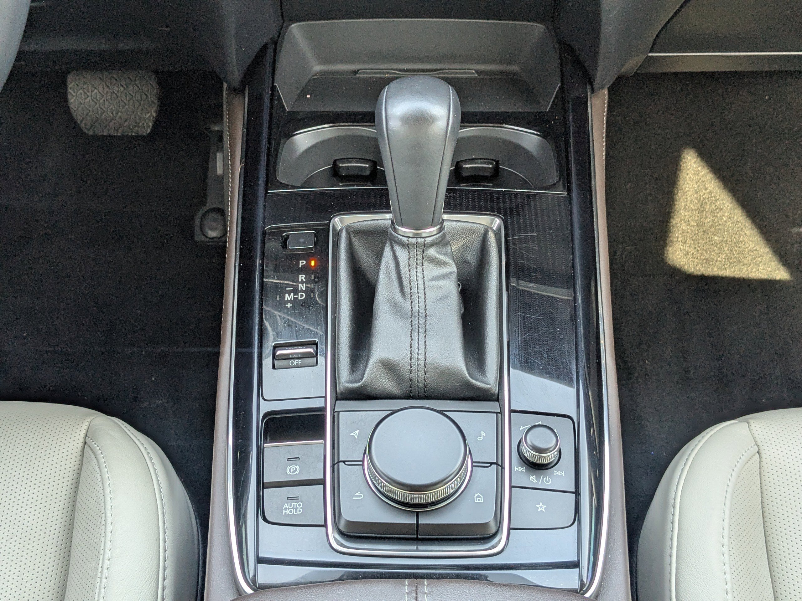 Used 2024 MAZDA CX-30 AWD 2.5 S w/ Premium Package image 23