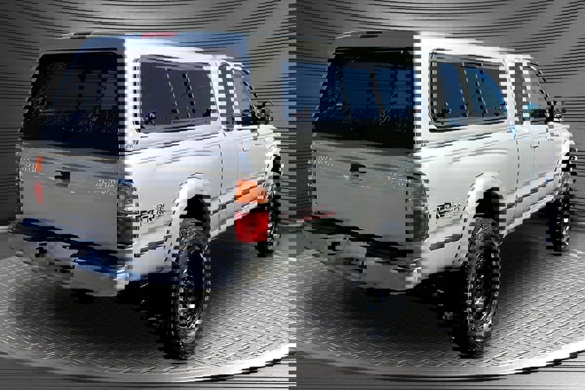 Used 2003 Toyota Tacoma 4x4 Xtracab V6 image 6