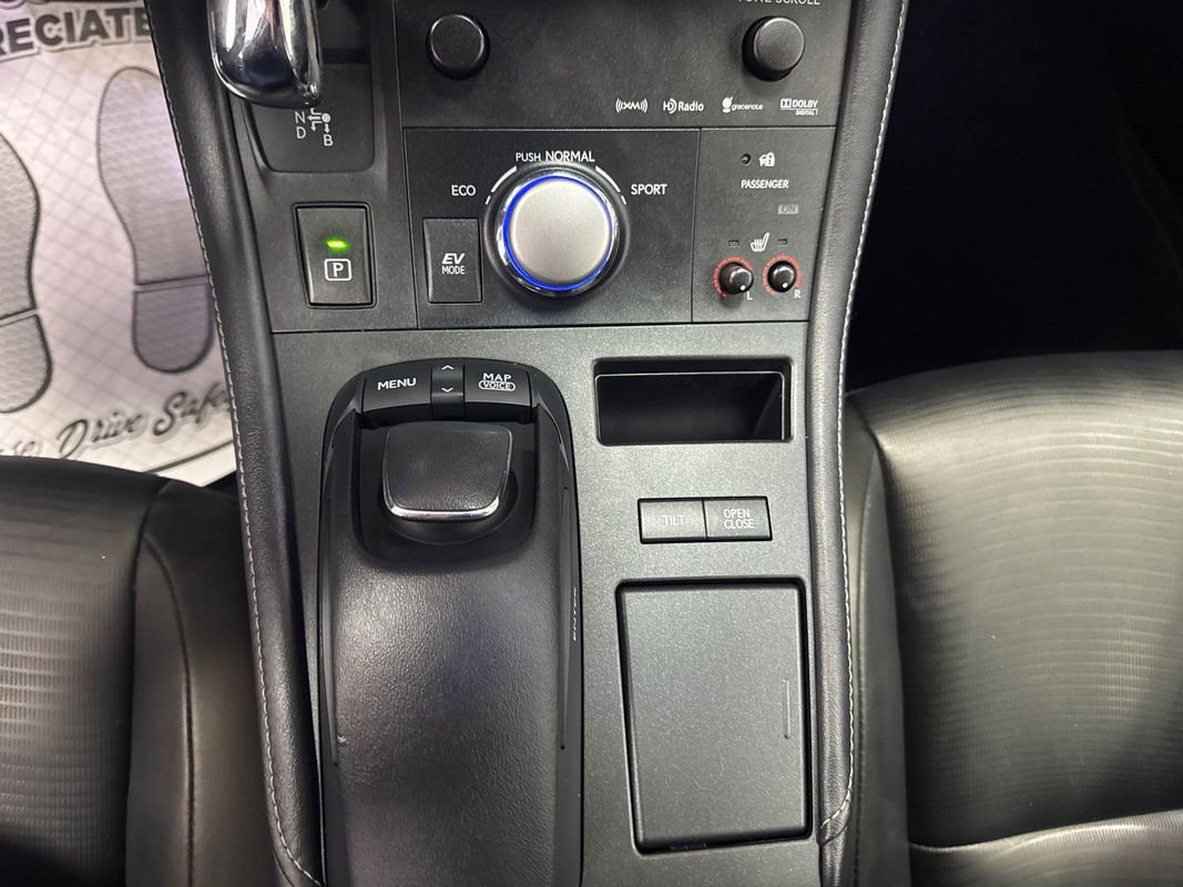 Used 2013 Lexus CT 200h w/ Premium Pkg w/Navigation image 19