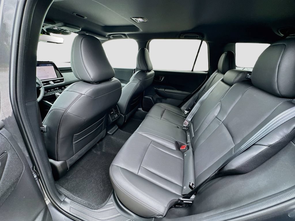 New 2026 Subaru Outback Limited AWD/4WD image 32