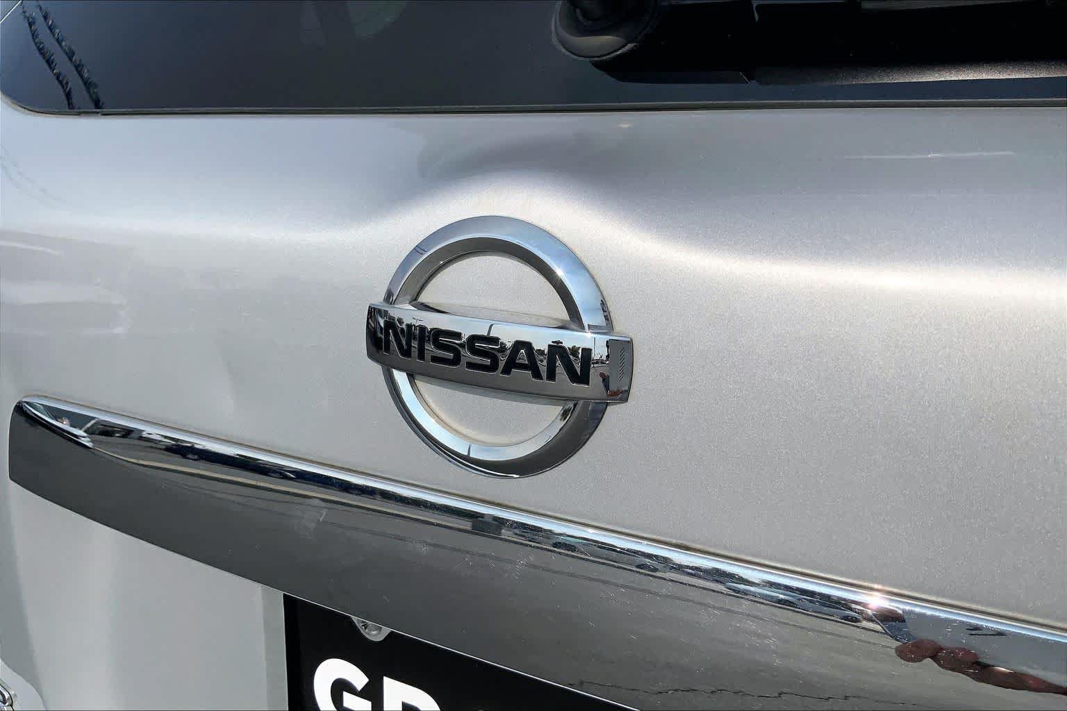 Used 2019 Nissan Pathfinder SV AWD/4WD image 30