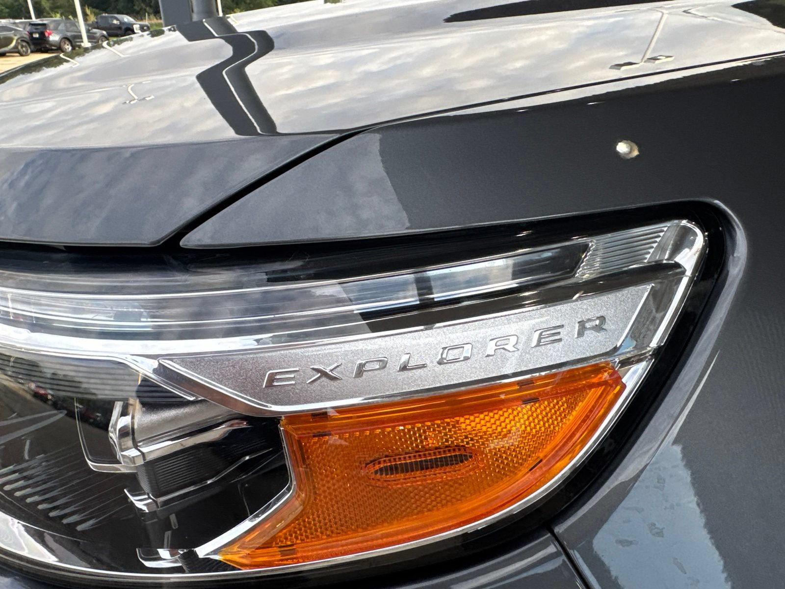 Certified 2024 Ford Explorer XLT w/ Equipment Group 202A AWD/4WD image 14
