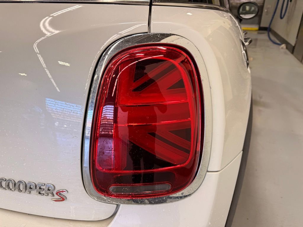 Certified 2023 MINI Cooper S image 5