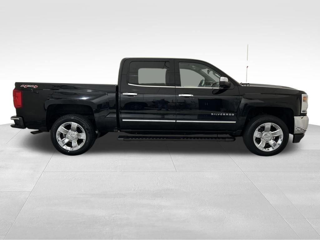 Used 2017 Chevrolet Silverado 1500 LTZ w/ Sport Package image 7