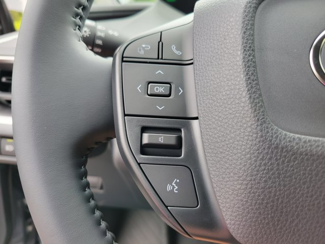 Used 2026 Toyota Prius LE FWD image 9