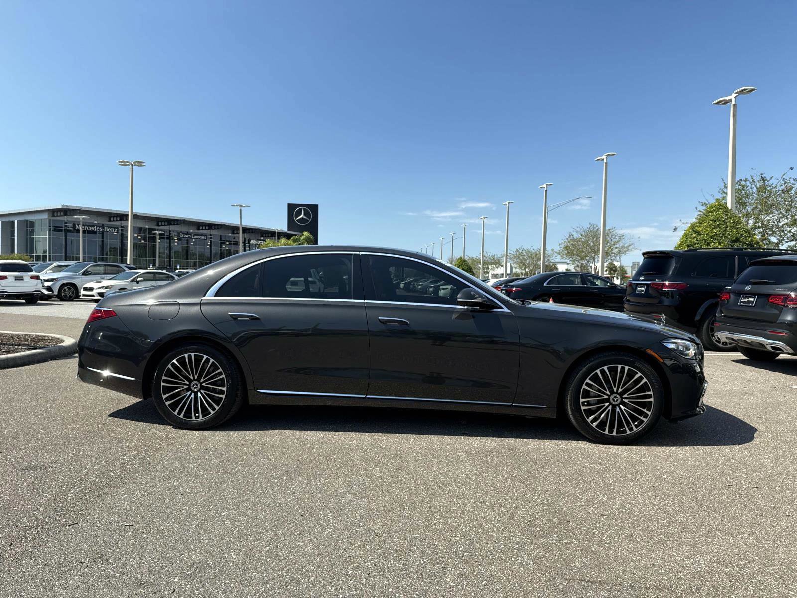 Used 2024 Mercedes-Benz S 580 4MATIC Sedan image 5
