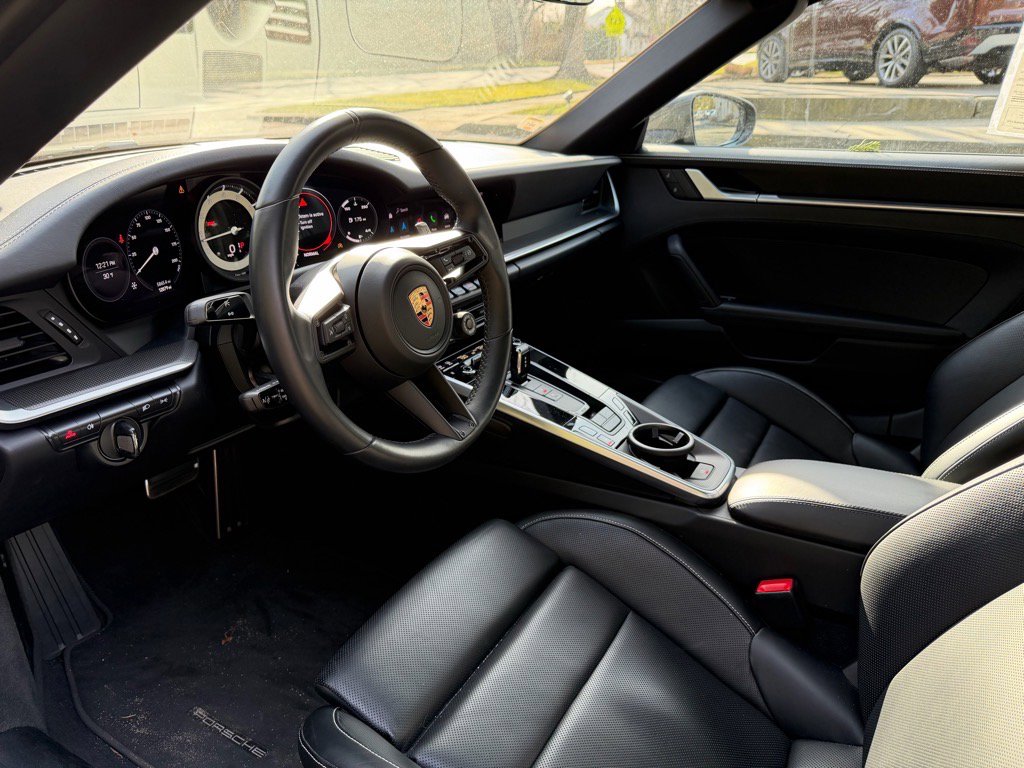 Used 2023 Porsche 911 Carrera 4S image 6