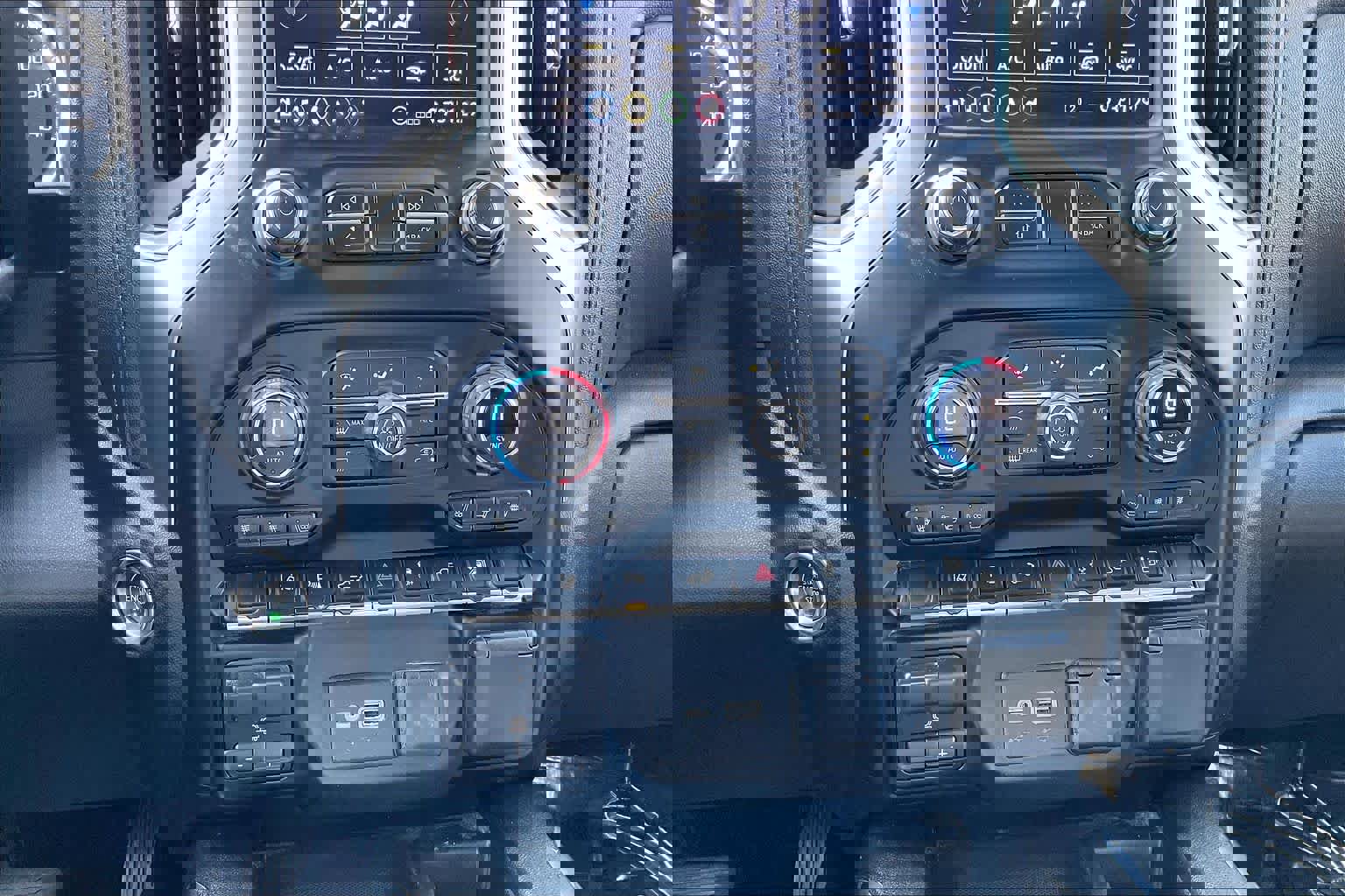 Used 2020 Chevrolet Silverado 2500 LTZ w/ LTZ Premium Package image 30