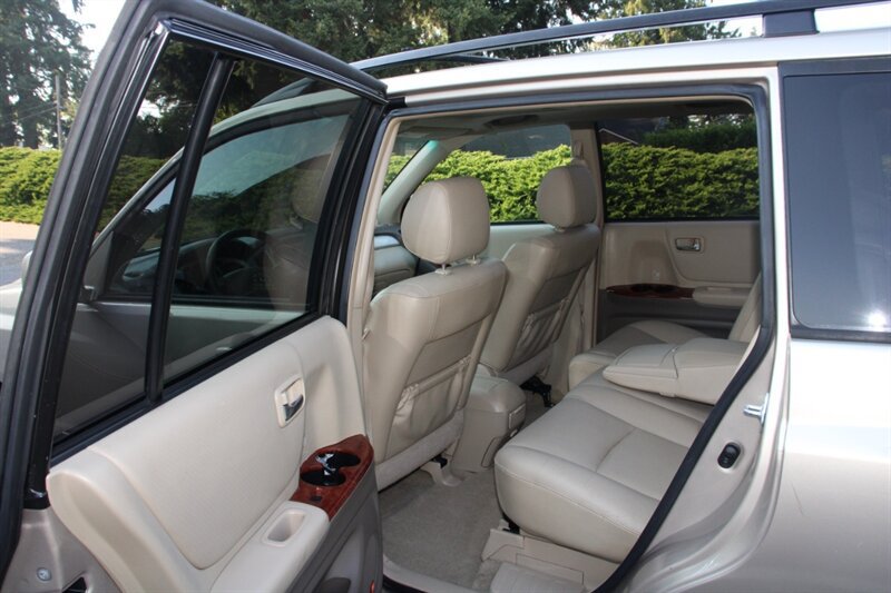 Used 2007 Toyota Highlander Limited AWD/4WD image 14
