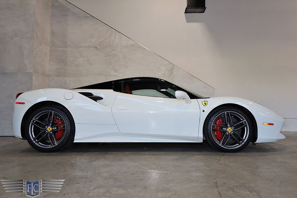 Used 2019 Ferrari 488 Spider image 51