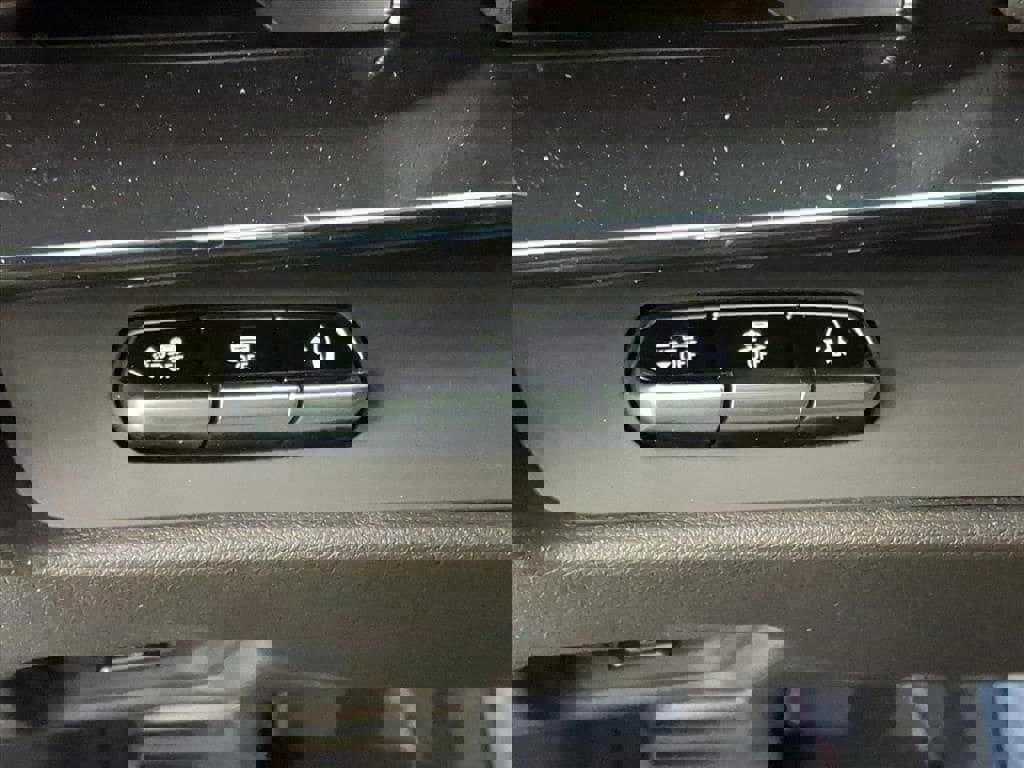 New 2026 Chevrolet Corvette 2LT w/ Z51 Performance Package image 20