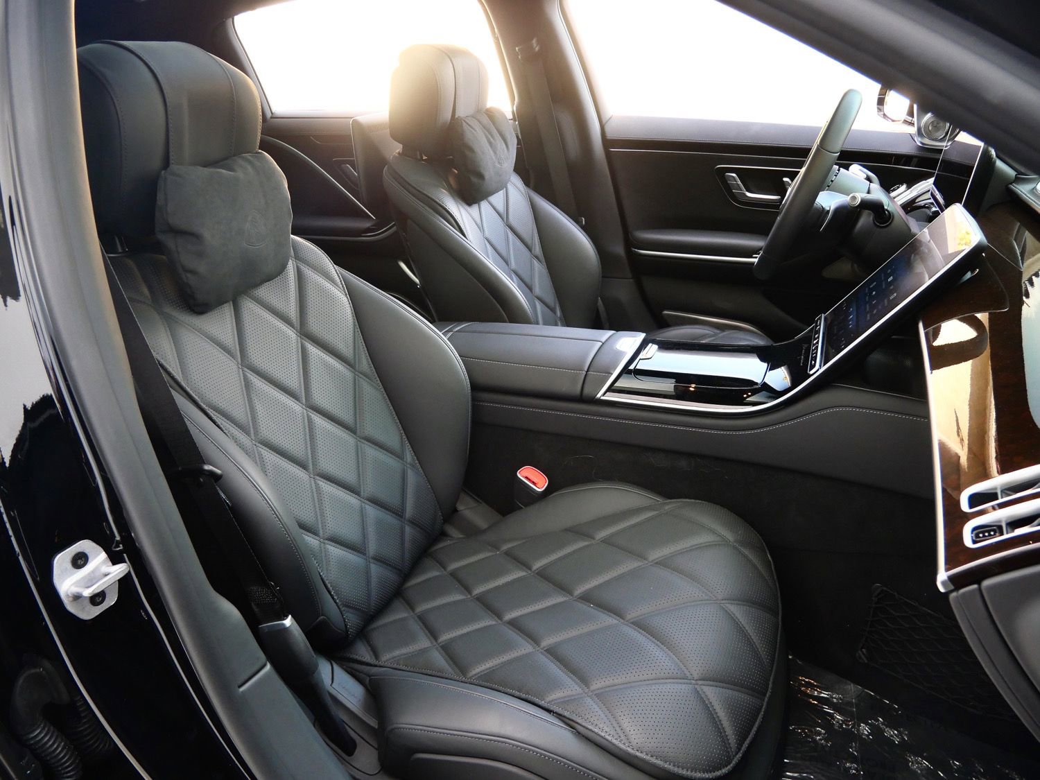 Used 2024 Mercedes-Benz Maybach S 680 4MATIC image 30