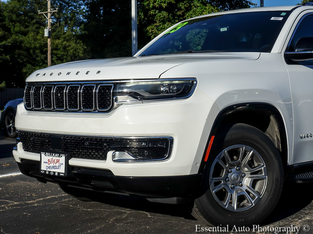 Used 2023 Jeep Wagoneer 4WD w/ Convenience Group I image 3