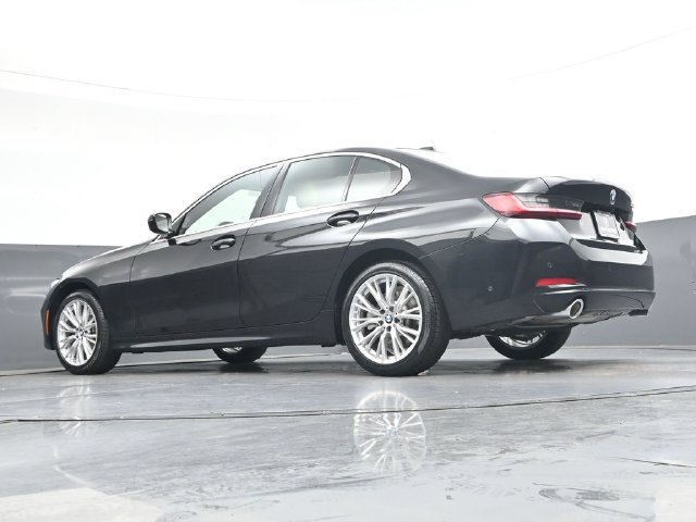 Certified 2024 BMW 330i Sedan w/ Convenience Package RWD image 34
