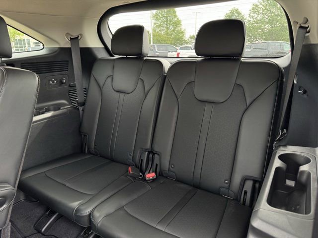 Used 2023 Kia Sorento SX AWD/4WD image 33