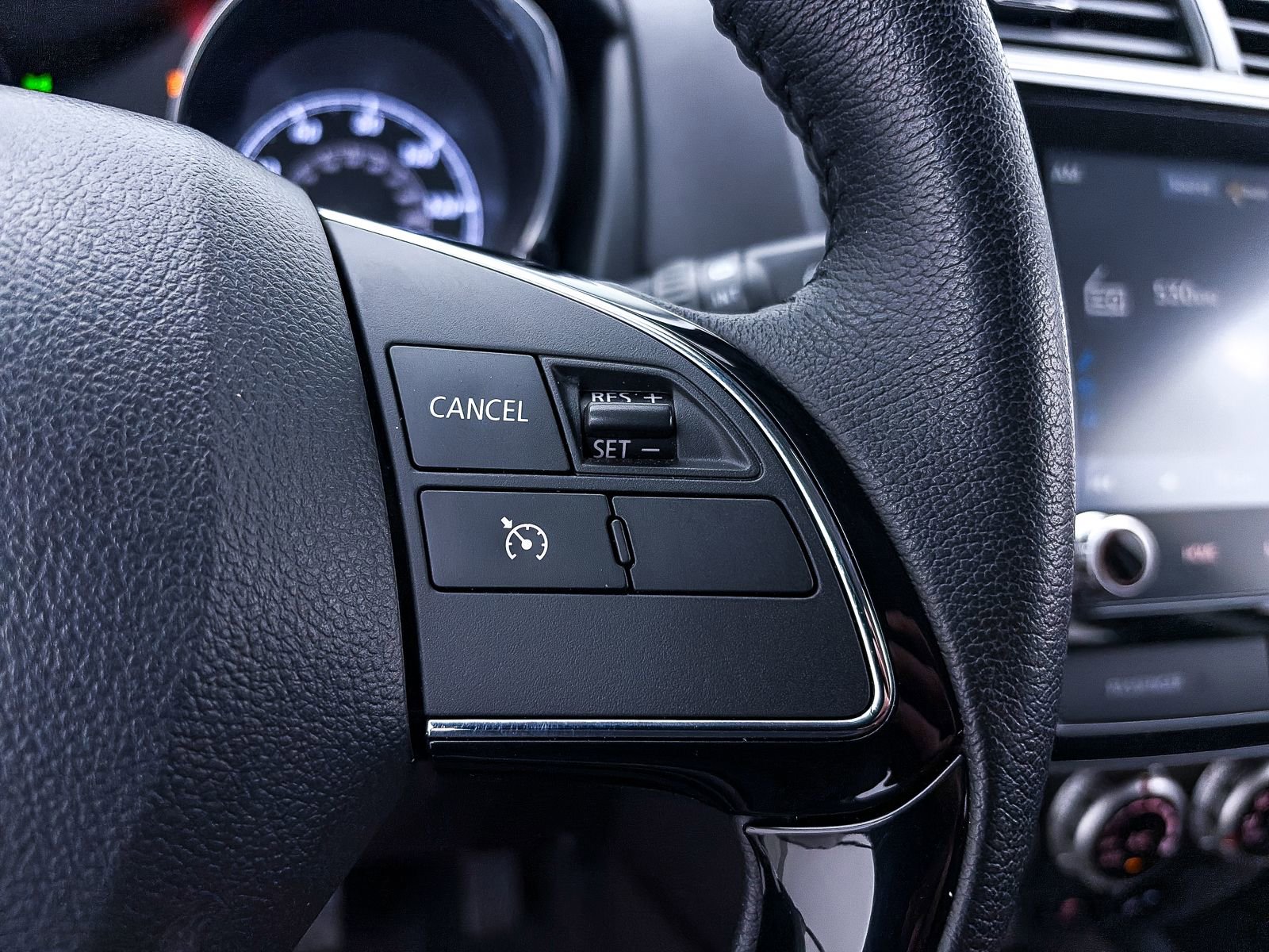 Used 2024 Mitsubishi Outlander Sport SE AWD/4WD image 28