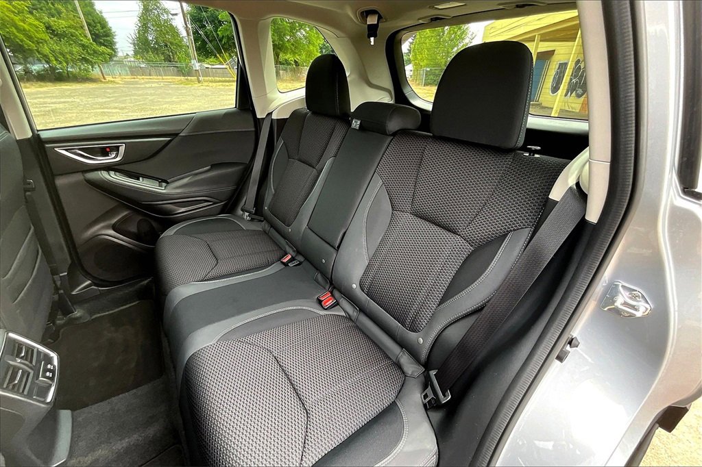 Used 2024 Subaru Forester Premium image 21