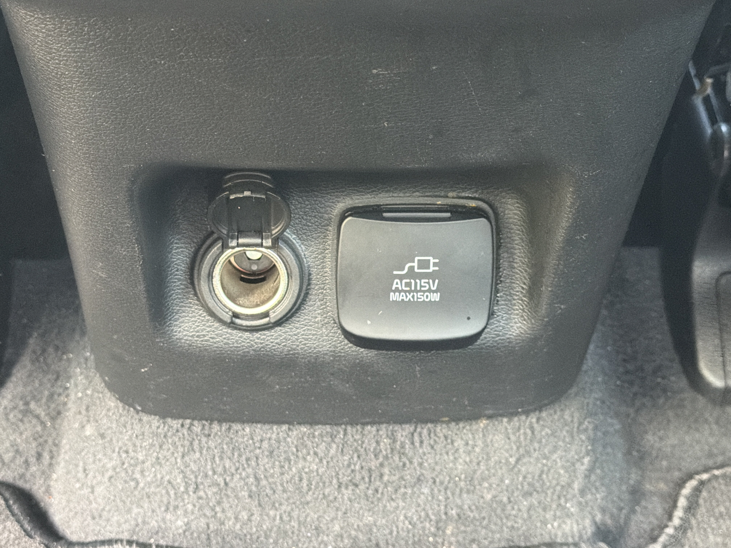 Certified 2024 Kia Telluride SX Prestige AWD/4WD image 32