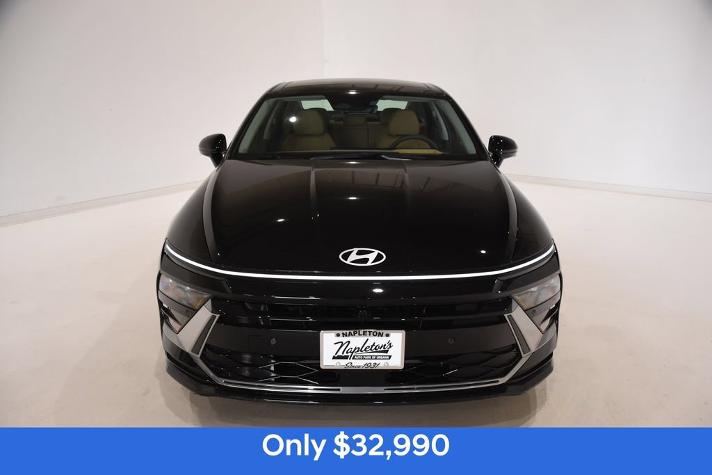 New 2025 Hyundai Sonata Limited FWD image 2