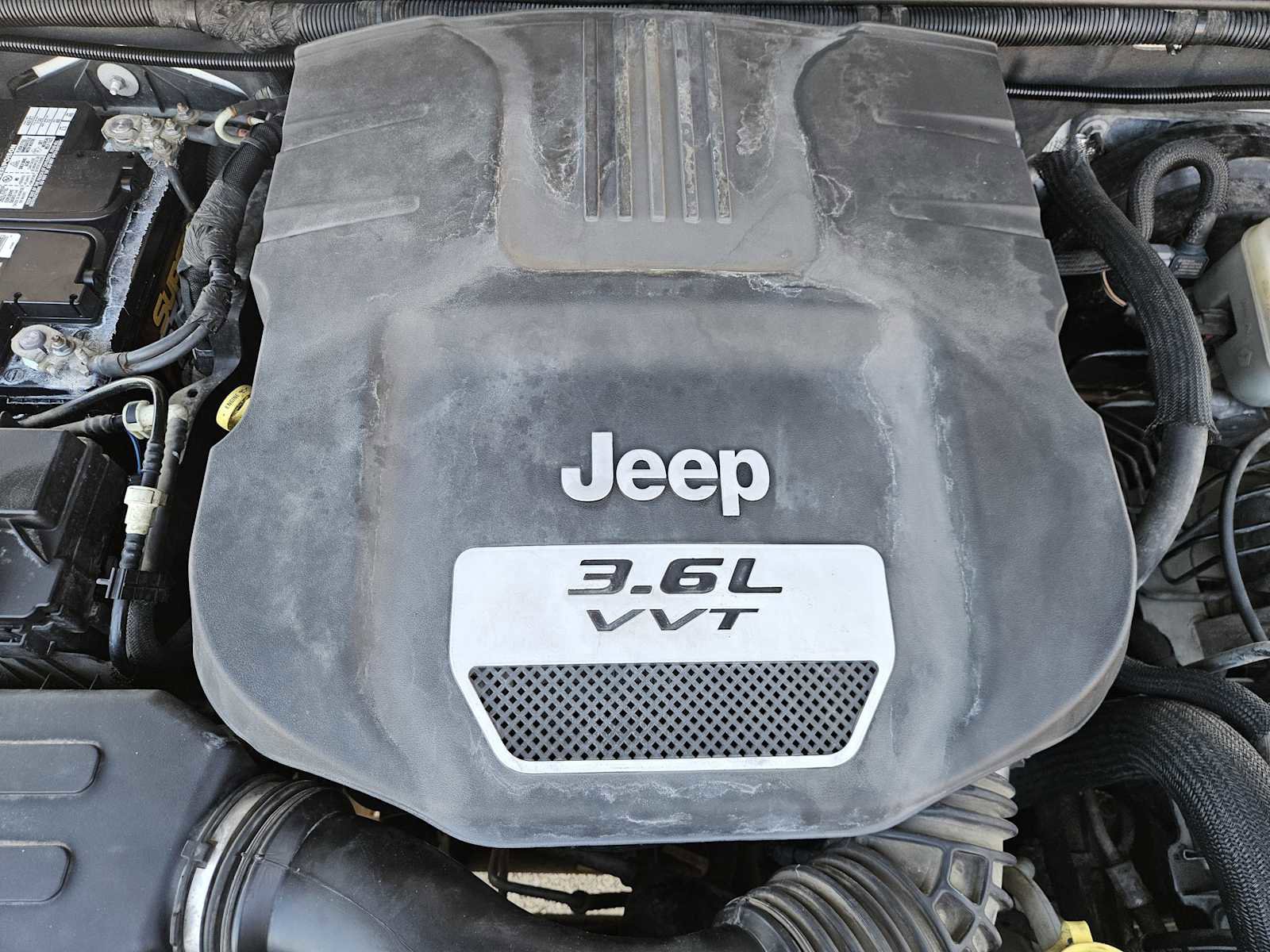 Used 2012 Jeep Wrangler Unlimited Rubicon image 28