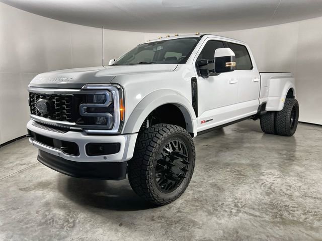 Used 2023 Ford F450 Lariat w/ Lariat Ultimate Package image 4