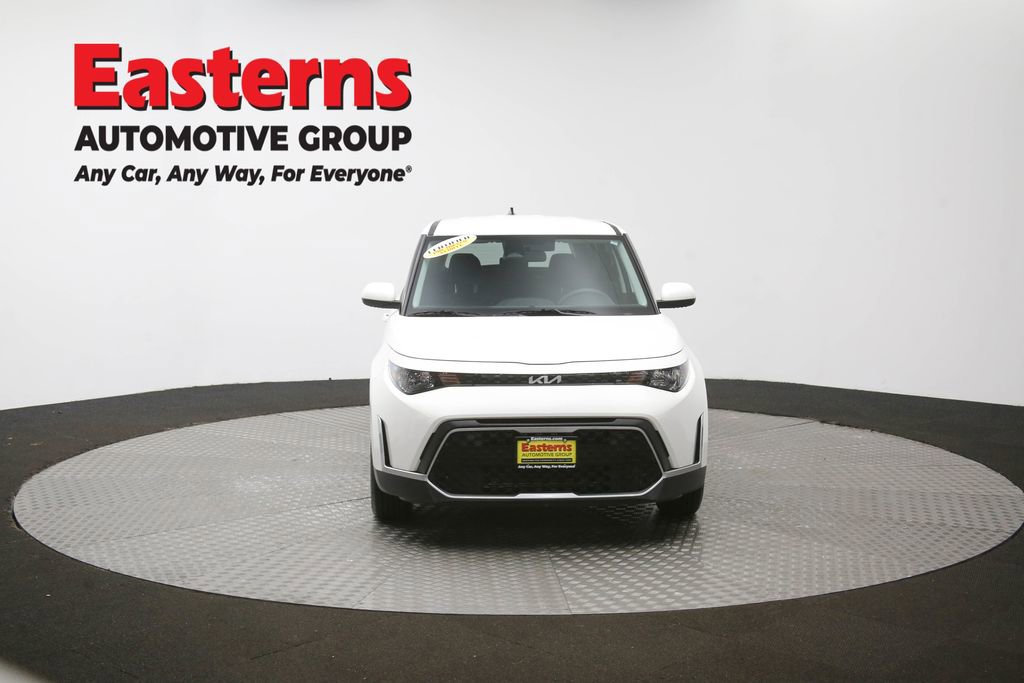 Used 2025 Kia Soul LX FWD image 52