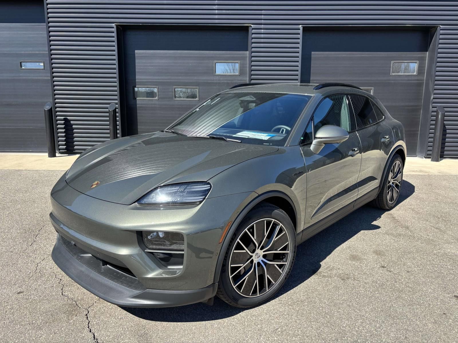 New 2026 Porsche Macan 4 Electric