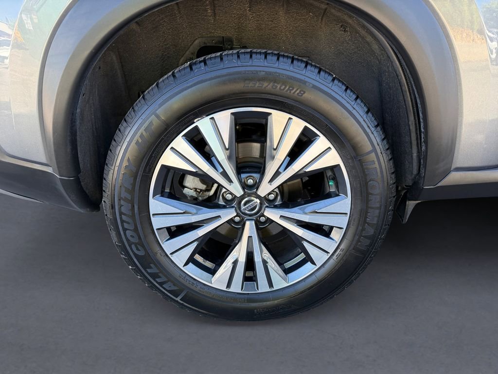Used 2021 Nissan Rogue SV AWD/4WD image 14