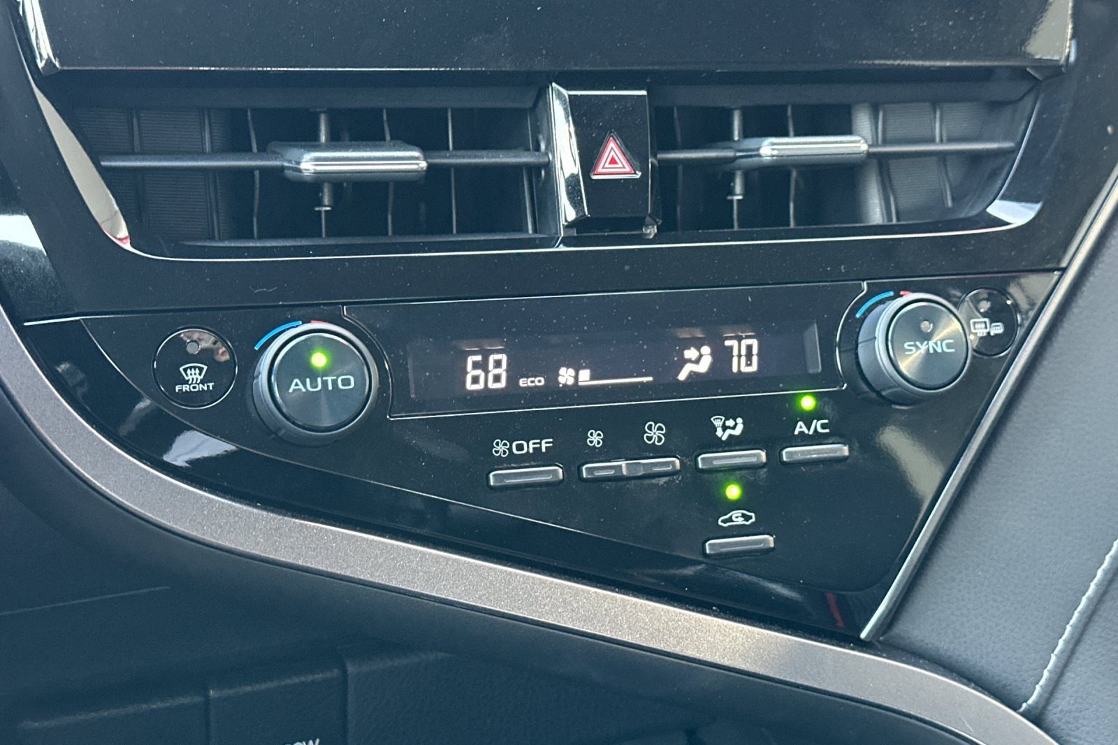 Certified 2023 Toyota Camry SE image 18