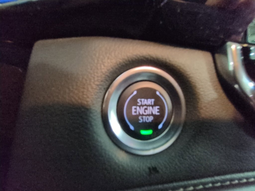 Used 2024 Chevrolet Colorado LT w/ LT Convenience Package image 16