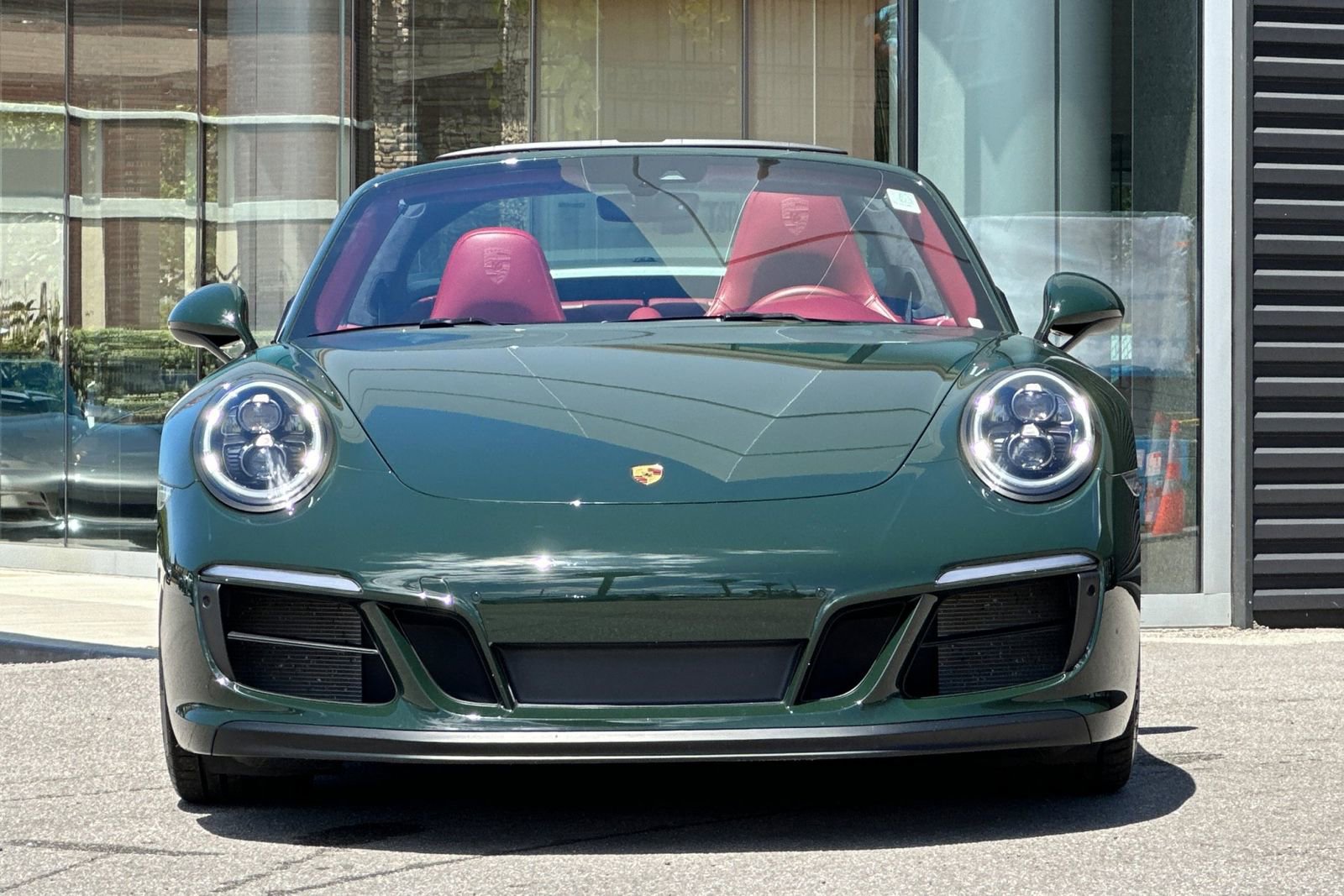 Certified 2019 Porsche 911 Targa 4 GTS AWD/4WD image 11