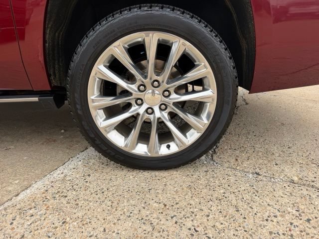 Used 2019 Chevrolet Suburban Premier w/ Premier Plus Edition AWD/4WD image 12