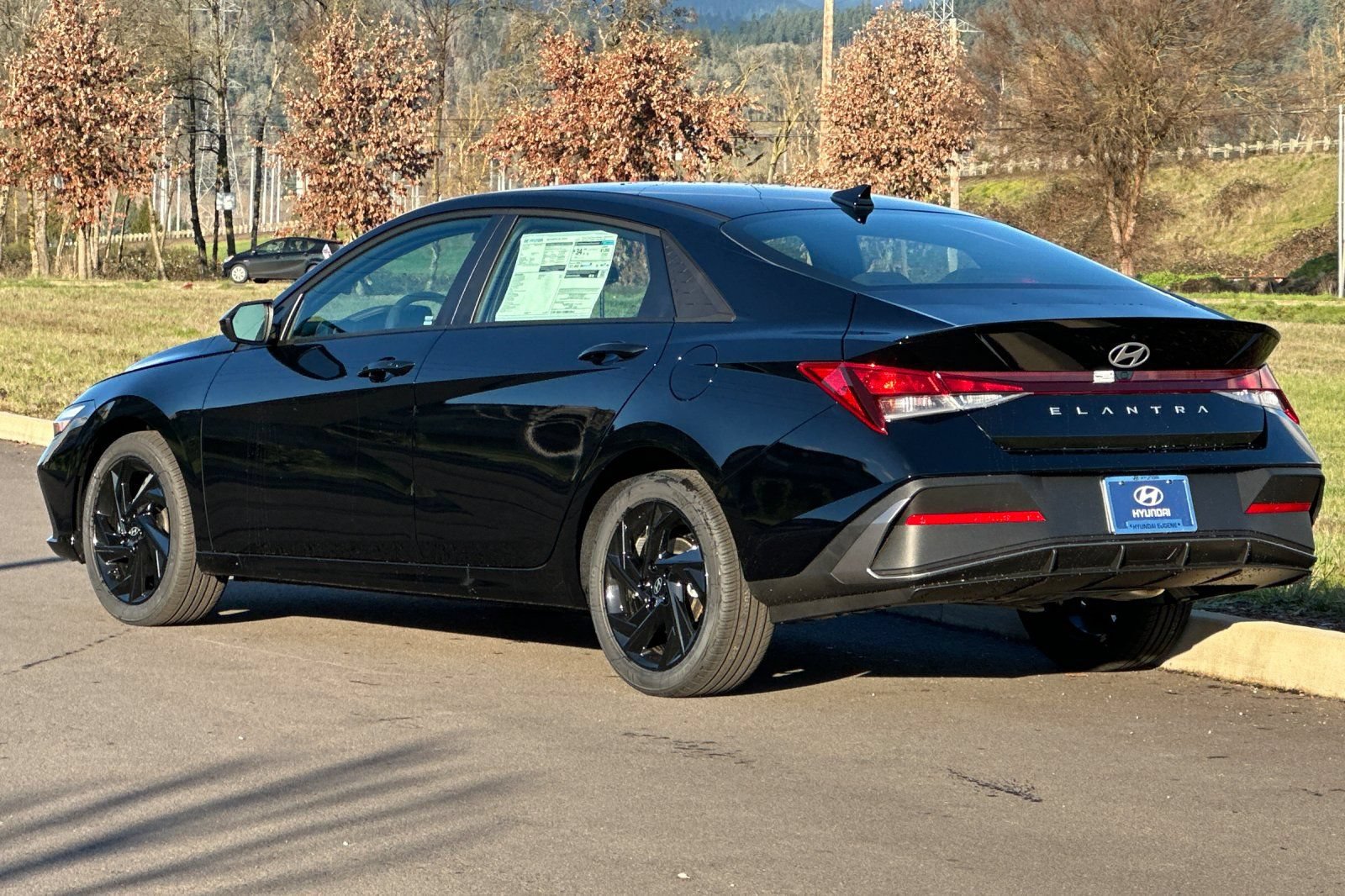 Used 2026 Hyundai Elantra Sport FWD image 5