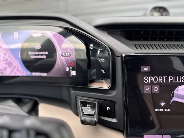 New 2026 Porsche Cayenne Turbo AWD/4WD image 25
