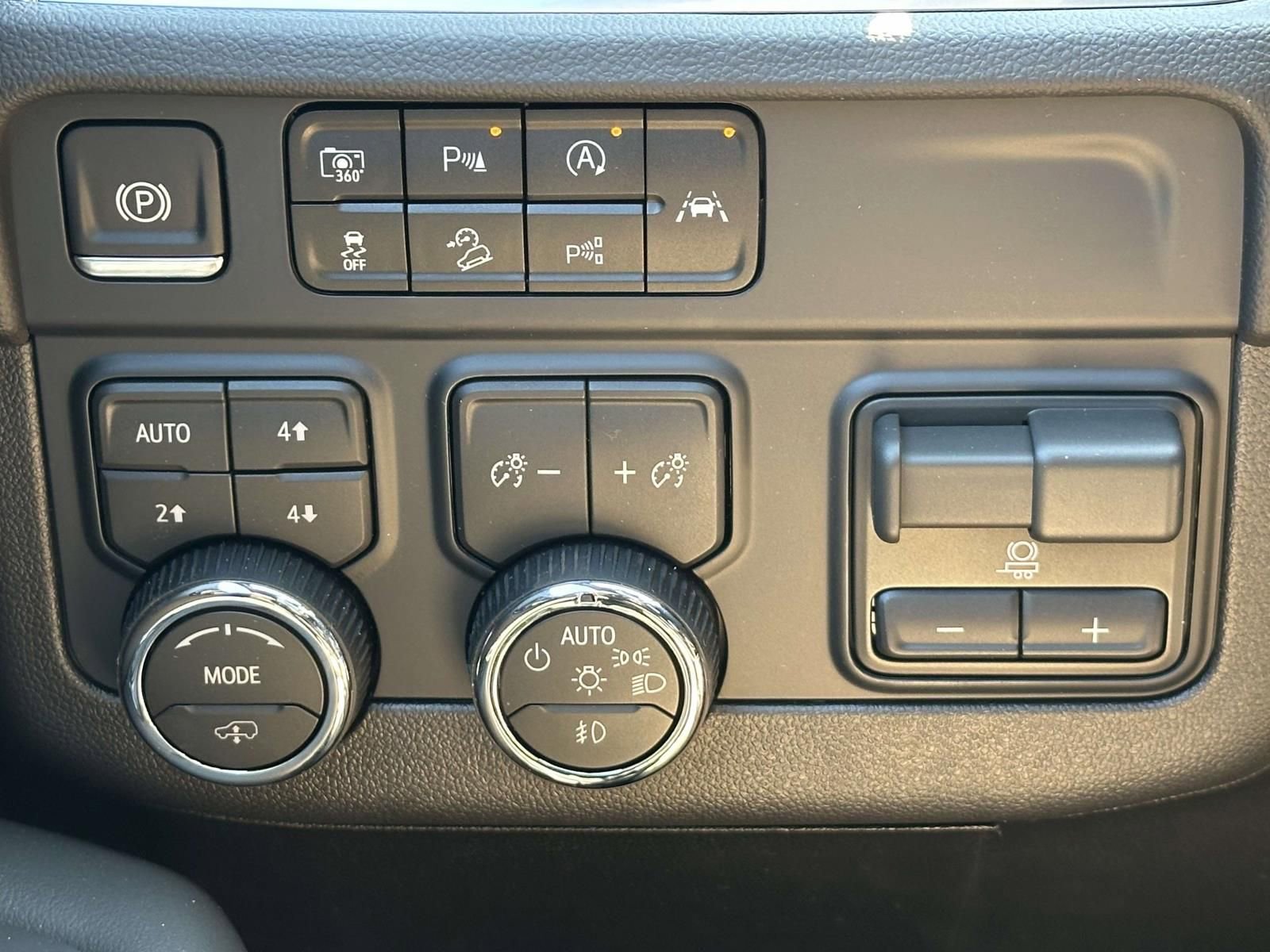 New 2026 Chevrolet Tahoe Z71 w/ Z71 Off-Road Package image 17