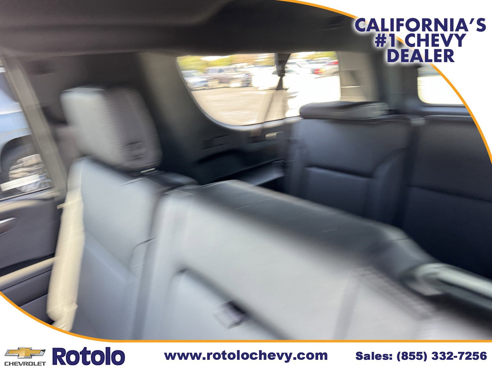 Used 2025 Chevrolet Suburban Z71 image 15