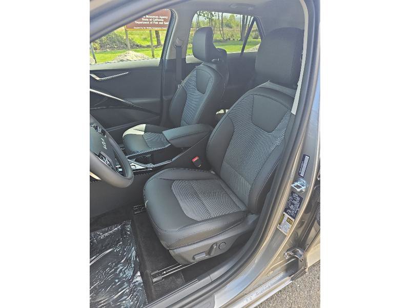 New 2025 Kia Niro EX Touring image 20