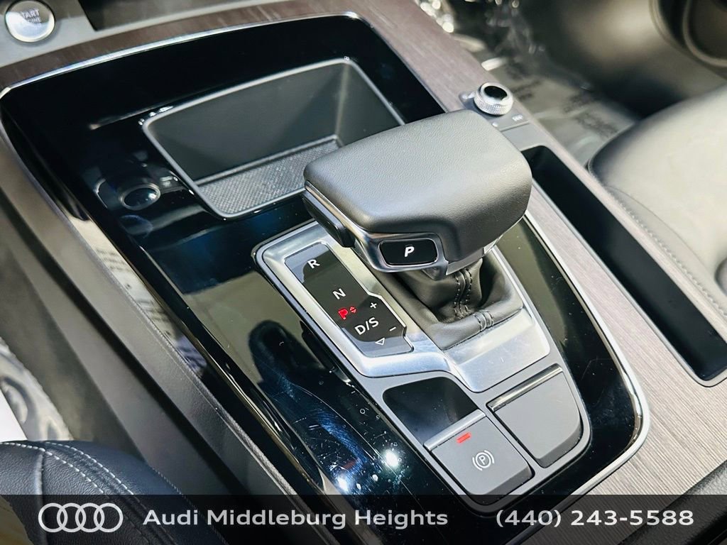 Certified 2023 Audi Q5 2.0T Premium w/ Convenience Package image 16