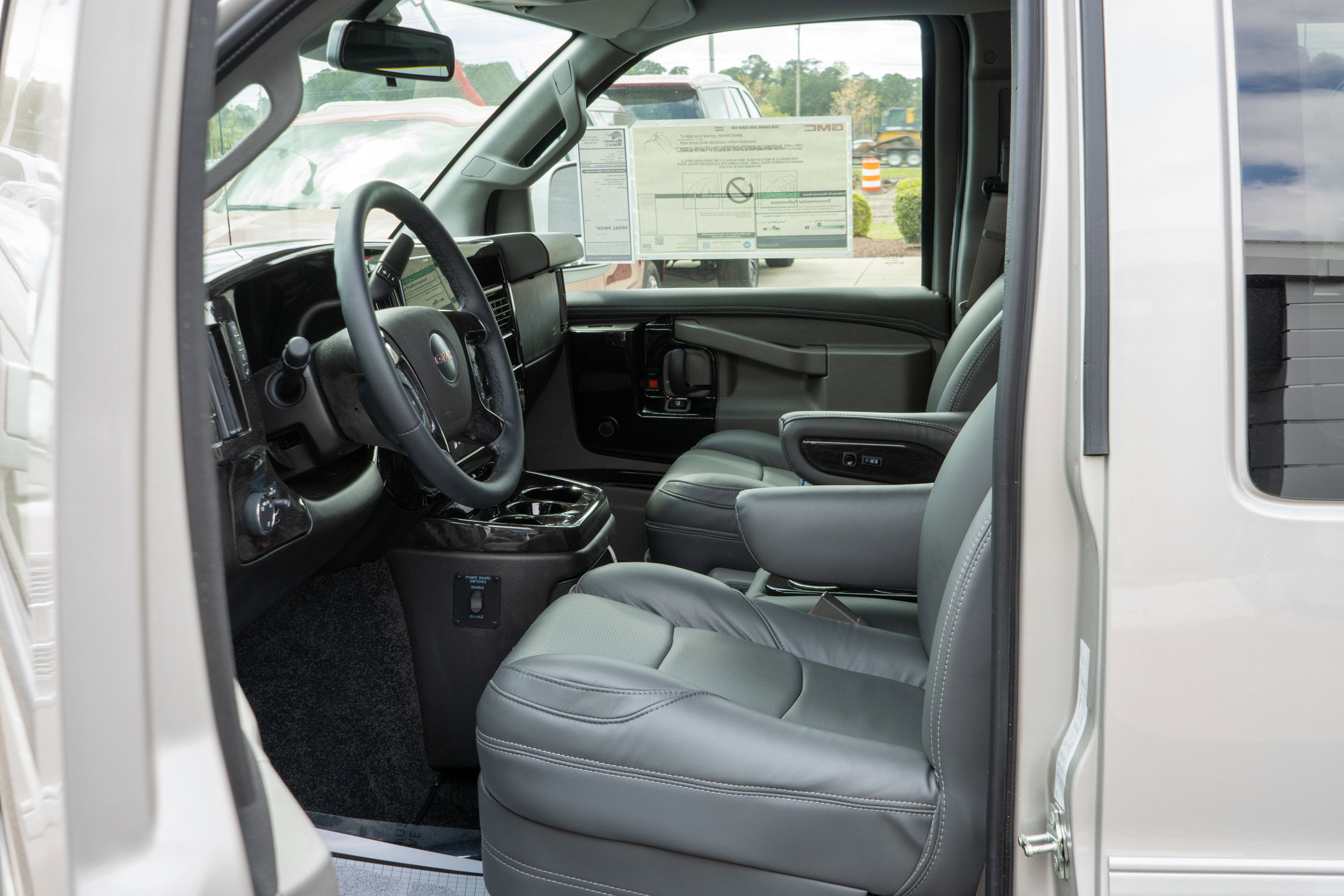 New 2026 GMC Savana 2500 w/ Driver Convenience Package image 17