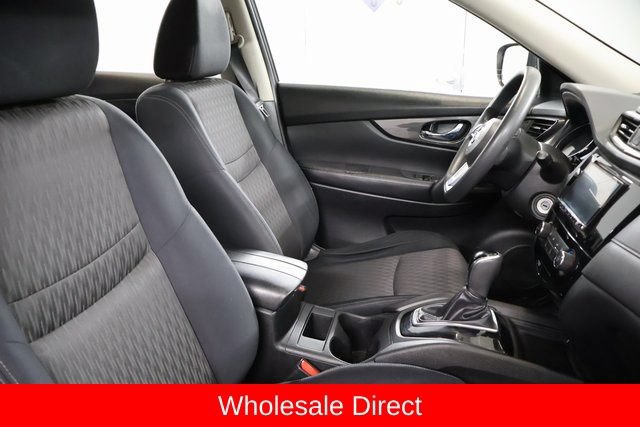Used 2017 Nissan Rogue S AWD/4WD image 26